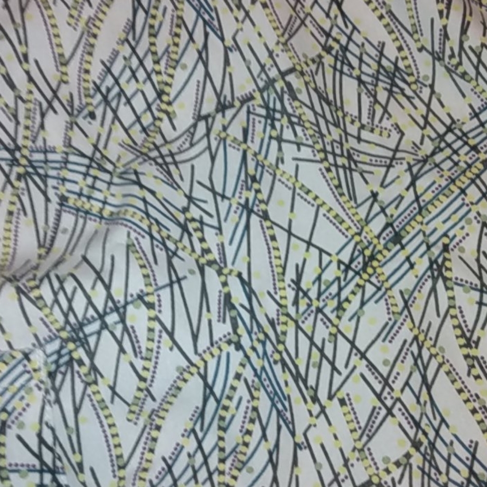 Patterned ursing uniform top - Picture 3 of 3